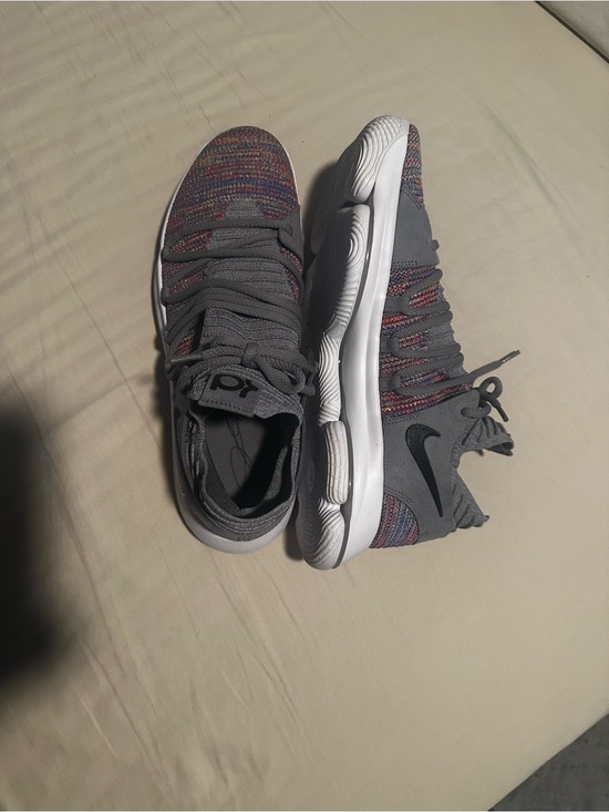Kevin Durant Nike Multicolor Knit Basketball Shoes - Gray Upper